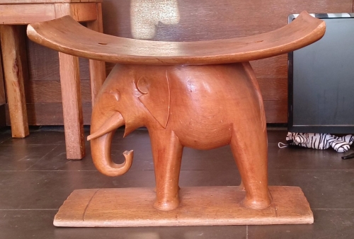 L&#039;Héritage Royal : Trône Ashanti en Forme d&#039;Éléphant